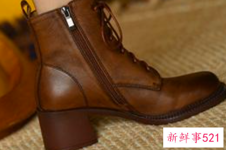 今年流行什么短靴女款