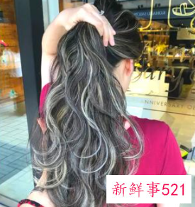 五十岁染什么颜色洋气