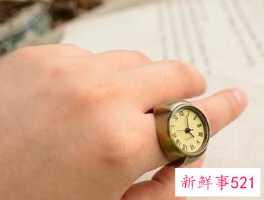 男士戴什么手表好看