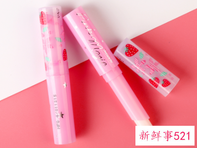 嘴唇干裂脱皮怎么才能快速恢复