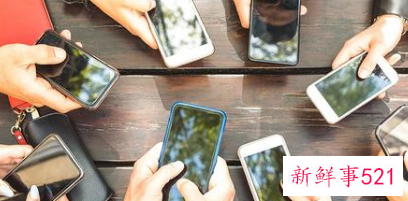 男人眼里手机重要还是老婆重要