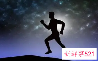 夜跑前怎么热身