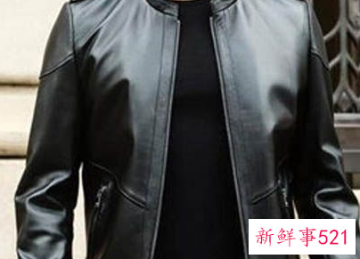 中长款皮衣搭配什么裤子女