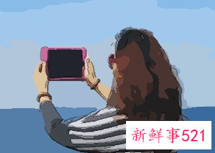 女人梦见用手机拍风景