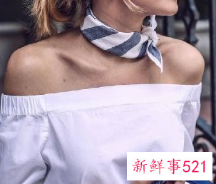 包包怎么系丝巾