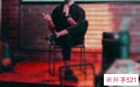 青春用于奋斗演讲稿