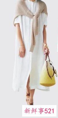 50多岁的女人怎样穿衣服更好看