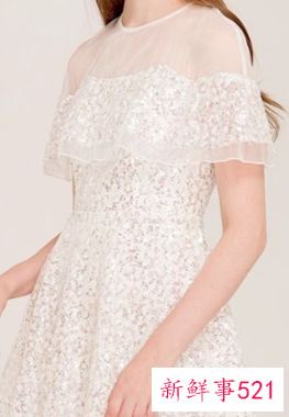 闪闪连衣裙搭配