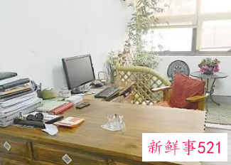 女性办公桌摆放风水正确图