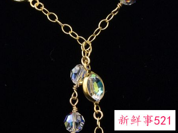 摩羯男戴什么吊坠