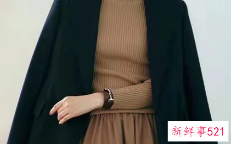 小香风外套是正装吗