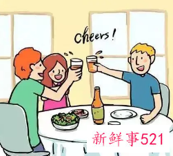男的主动约去吃饭是喜欢吗