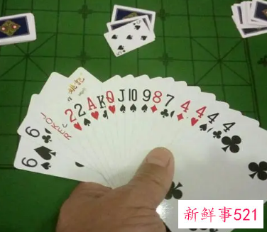 梦到打牌抓到一手好牌