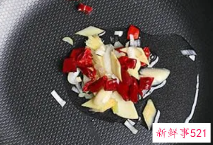 排骨田螺煲汤的做法