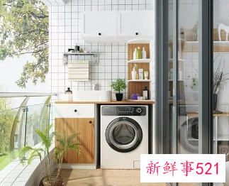 阳台外面挂镜子好不好