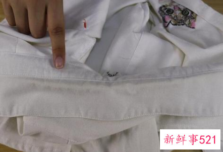 白衣服第一次洗就发黄怎么办