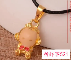 属猴女适合佩戴什么材质的饰品