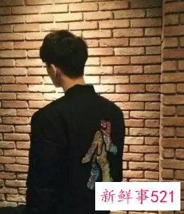 脸大适合什么发型男图片