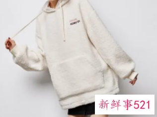 连帽外套里面穿连帽卫衣好看吗