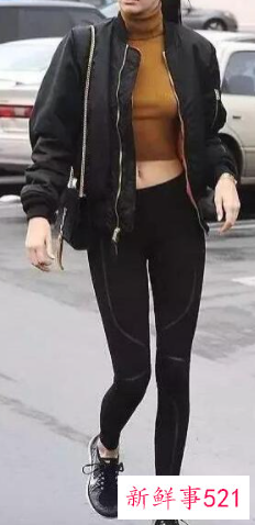 飞行夹克的搭配方法