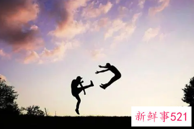 梦见和别人打斗是什么意思