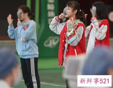 我国人均预期寿命已提高至77.93岁