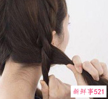 30岁减龄扎发型扎法