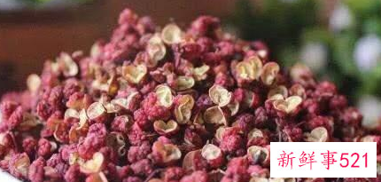 农村里大锅煮猪肉教程