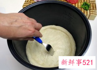 电饭煲做披萨的简单的方式