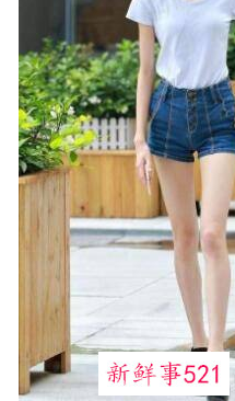 适合穿凉鞋的裤子