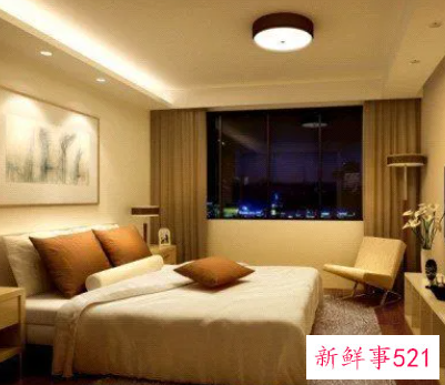 卧室选什么样的灯比较好