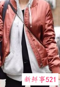 卫衣外面可以配什么外套