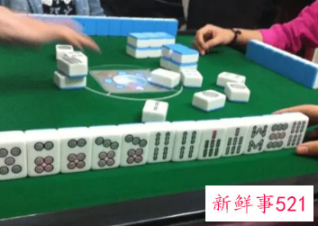 梦见打麻将赢了一千多