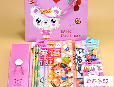 女孩开学需要什么东西