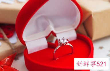 结婚18年送老婆什么礼物最好