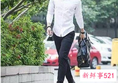 白色衬衫配什么裤子好看男