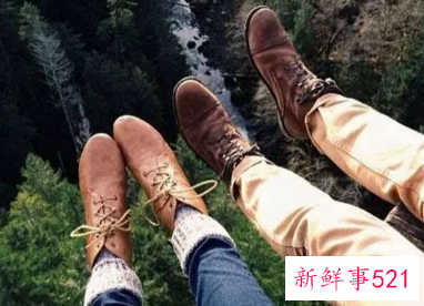 情侣之间送鞋子的寓意是什么意思