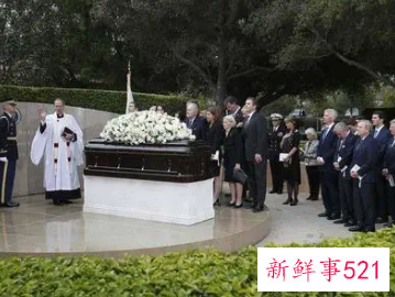 怀孕梦见葬礼是什么意思