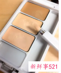 三色遮瑕膏的用法图解