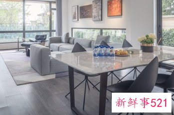 客厅大了摆什么东西好看