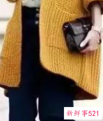 针织开衫配运动裤