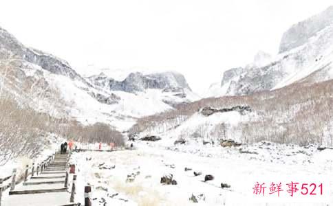 冬季连衣裙怎么搭配外套好看又保暖