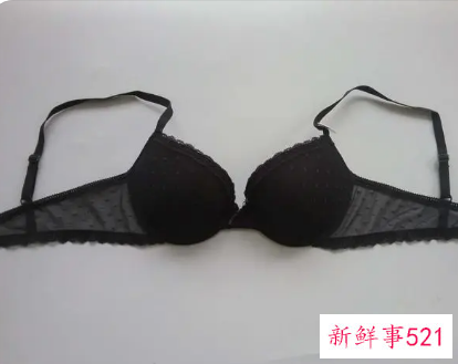 内衣买黑色还是白色好