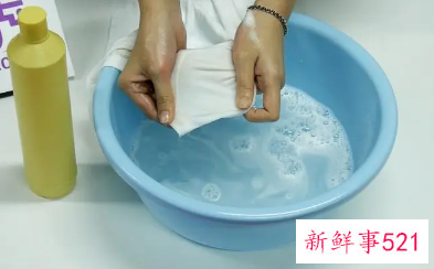 生活小妙招如何去除衣服上的油渍