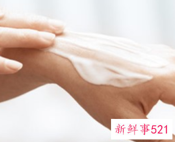 护手霜后戴一次性手套