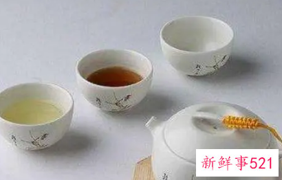 用什么洗茶具上的茶垢洗的干净