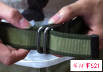 只有两个环的腰带怎么系