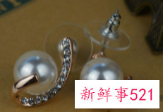 耳饰代表爱情的寓意