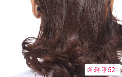 五十岁染什么颜色洋气