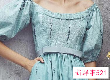 平胸女生穿什么好看